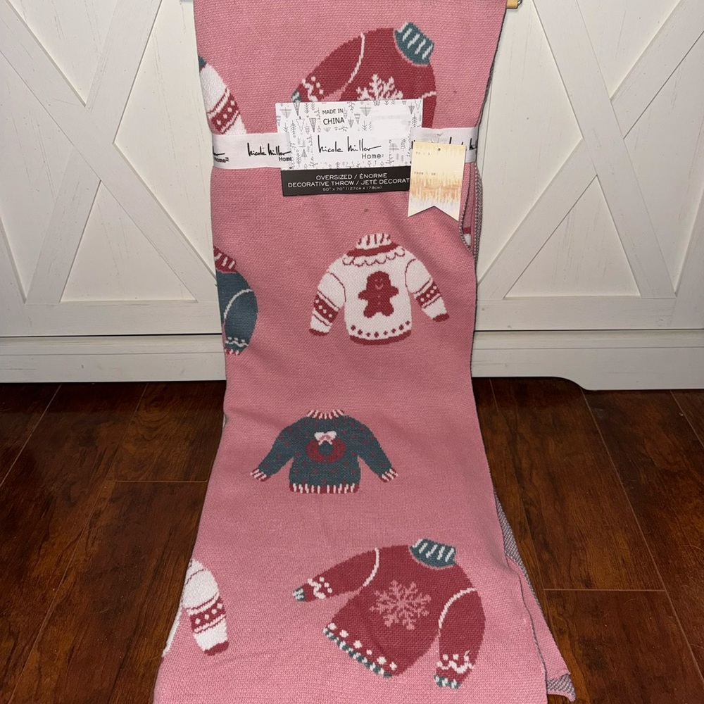 Nicole Miller Pink Holiday Sweater Pattern Decorative Throw Blanket